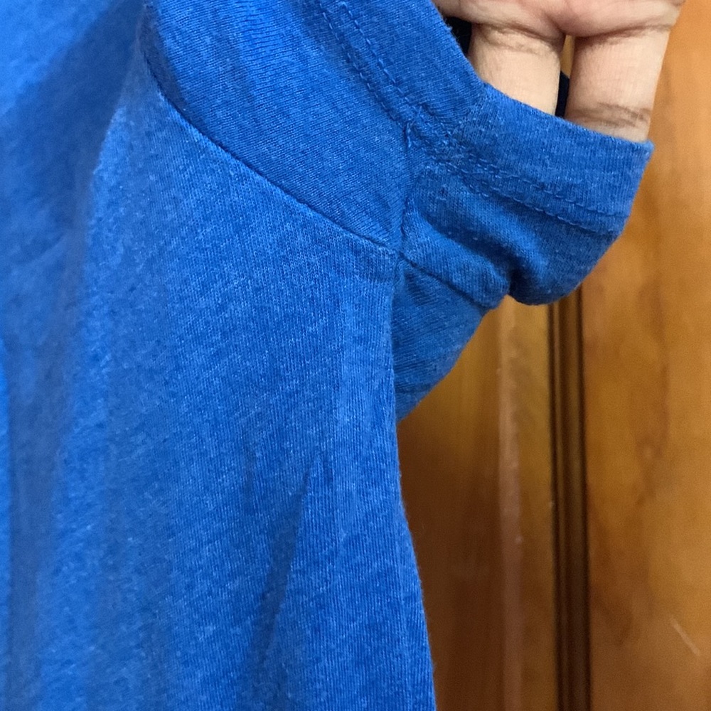 Tee - Picture 4 of 4